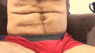 HAIRY MUSCLE BEAR flexing and SHOWING ARMPITS