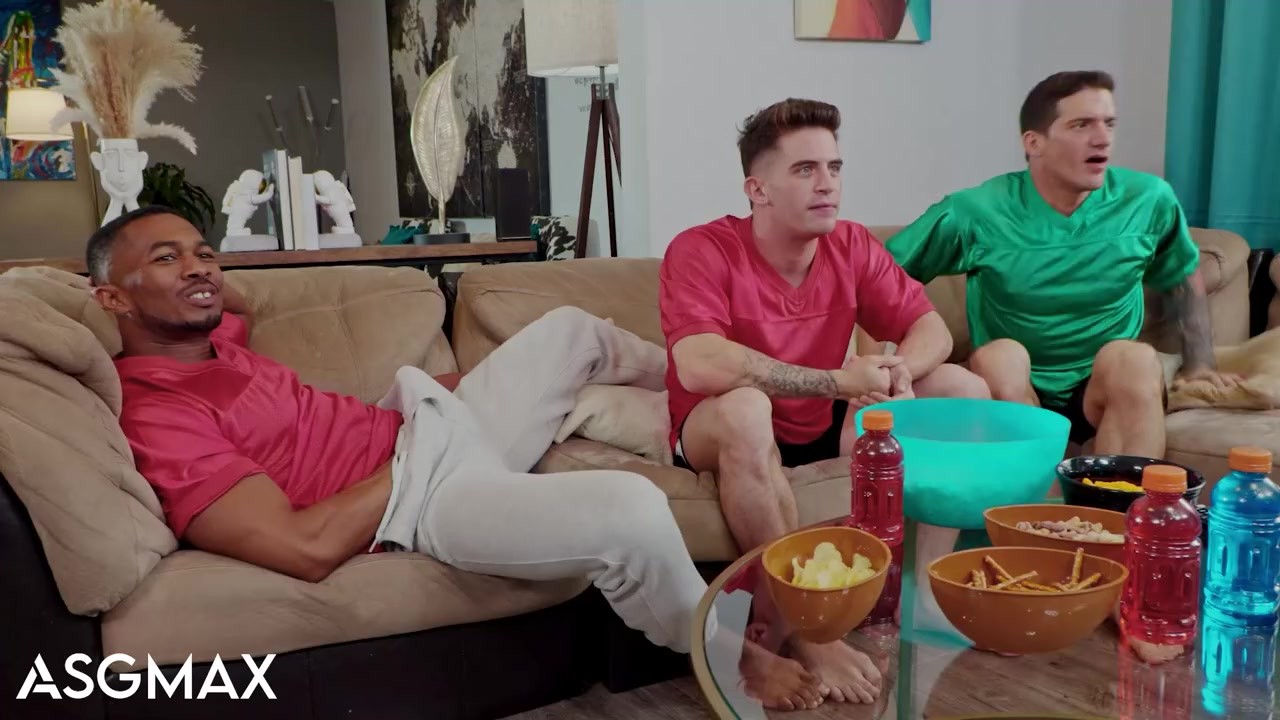 Hot Bestie Hunks Free Use On Game Day - ASGmax - Free Sex Video - RedTube