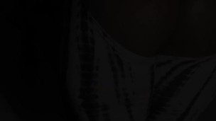 Bouncing on big dildo cock til i cum