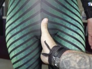 Потёрся о киску сводной сестры и накончал ей полные штаны. 3/16