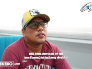 Masturbandome viendo al amigo De Mi Hermanastro Mientras nadie me ve 7/16