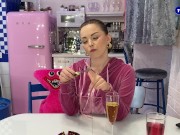 Сперма На ЖОПУ-Лучший Подарок для Блядской Подружки.Массаж Пиздёнки 3/16