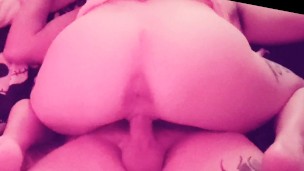MoMMY GoDDESS GOT ExTRA HORNY AFTER GRIP RIDING AN LET DADDY FINgER HER aSS AN SMoKED A NEWPoRT RED