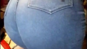 Me queda bien el jean?