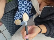 Glace à la bite fraiche finition grosse éjaculation