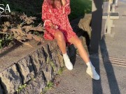 Mujer caliente se exhibe y toca a si misma e bus publico