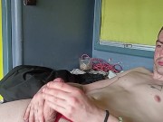 ThatGuyNextDoor21 Nodded off half way through wank still cum though 7/16