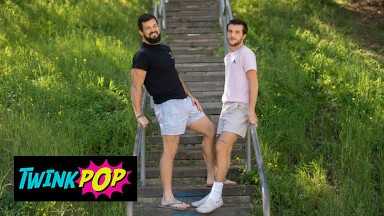 TWINKPOP - Bearded Hunk Brysen Sucks Griffin's Hard Cock And Enjoys Every Second Of It