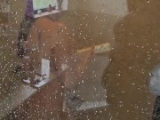 la grabe desnudita en la ducha