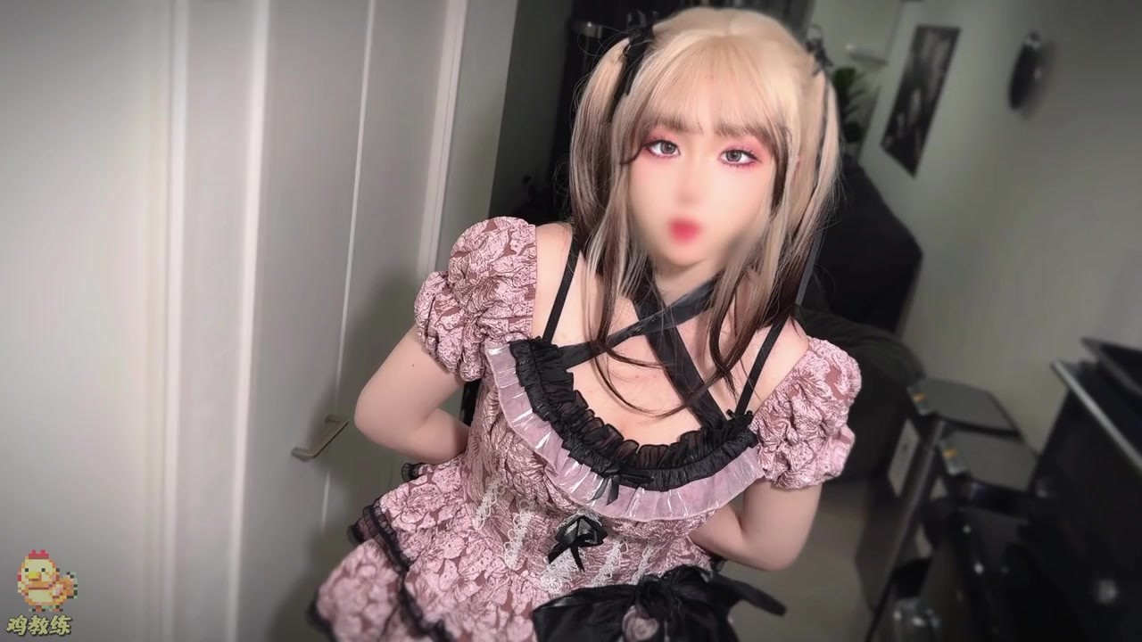 粉色lo裙+黑蕾丝袜 金发辣妹计中计 来自邻家妹妹的肉体勾引 被魅惑榨干肉体 - 無料セックスビデオ - RedTube