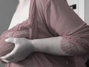 Big natural soft saggy tits of a mature BBW milf. 10/16