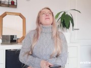 Ersties - Cute Blonde Babe Gets Off While Using a Vibrator 9/16