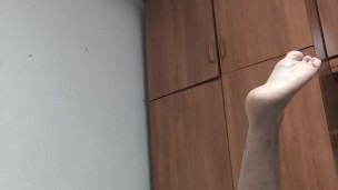 AitorXXL fuck ass with his fingers