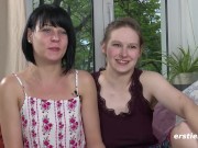 Ersties - Lesbische Experimentierfreude mit neuen Toys 8/16