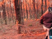 Sexy Scarlett Taylor gives lover a wild blowjob while driving 5/16