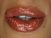 MILF Hottie Spreads Her Legs And Seduces The Dashing Guy 1/16