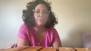 Stoner Goddess Smoke Session