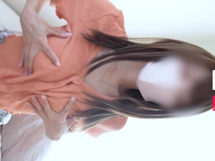 かわいい巨乳彼女の授乳手コキとパイズリ　寸止め射精管理されて大量ザーメン　亀頭責め　高速手コキ　大量射精　乳首舐め　デカチン　おっぱい　素人　カップル　個人撮影　日本人