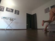 Настоящая измена. Жена изменяет мужу, прежде чем он вернется домой.