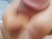 Batendo uma punheta gostosa 1/16