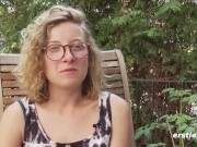 Ersties - Französin Manu verbringt eine sinnliche Zeit mit sich selbst im Zelt 10/16