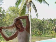 Vlog à Bali…ça finit en baise avec un mec qui m’a reconnu 11/16