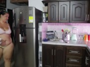 Hijastro se folla asu madrastra cuando su papa no esta 1/16