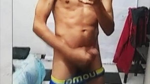 Cute Twink Cumshot