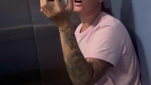 Masturbating On The Elevator, I Hope Nobody Discover Me🤯