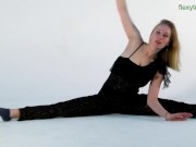 Sofya Belaya shows incredible nude gymnastics 2/16