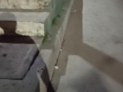 La encontré triste y sola en la noche y me ofrecí a acompañarla hasta su cuarto (Real chica infiel) 2/16