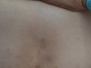 Sveltina in bagno  pubblico con sconosciuta ingoia tutto 4/16