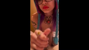 giving head & getting fucked in my furby hat ;3