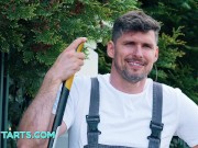 Big boob bimbo gets a big cock in Gold Digger Porn Prank 2/16