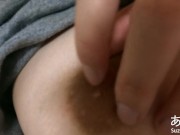 巨乳の彼女が乳首オナニーしながらおしっこする    10/16