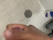 Tiro mi leche solito en el baño 3/16