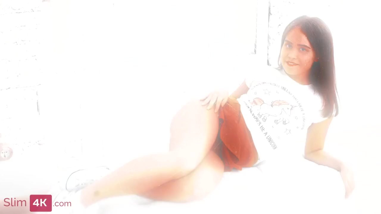 Skinny teen with small tits gets fucked on all fours and in cowgirl and then eats cum - 無料セックスビデオ - RedTube