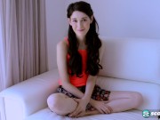 Flattie and Sexy Ivy Aura Shows Off Her Body 5/16