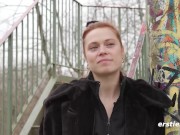 Ersties - Sarah K liebt den Nervenkitzel beim Masturbieren in der Öffentlichkeit 5/16