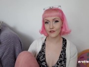 Ersties - Hot Girl from the UK Uses a Fuck Machine To Get Off 14/16