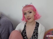 Ersties - Hot Girl from the UK Uses a Fuck Machine To Get Off 6/16