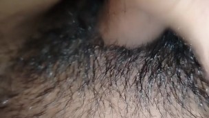 Hijastro se masturba a escondidas