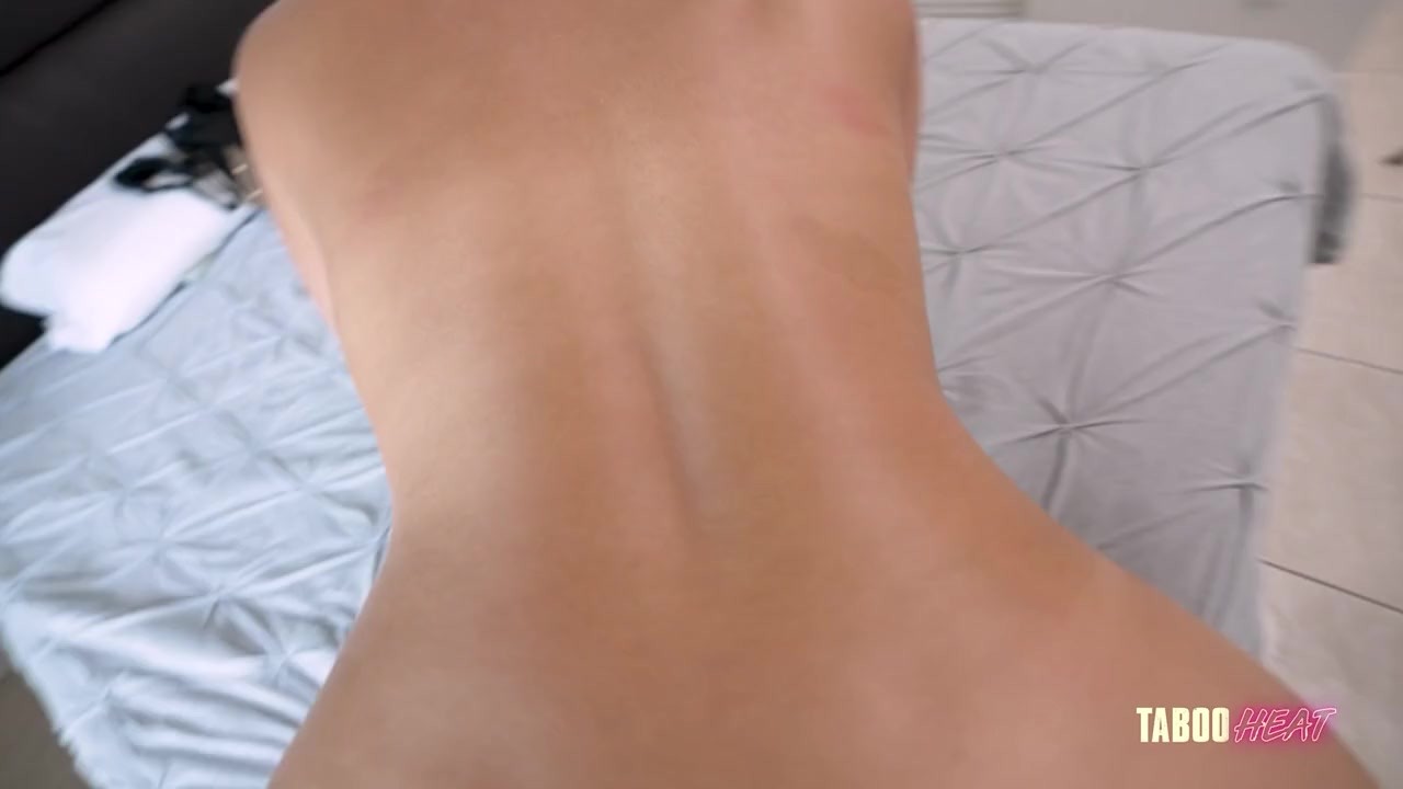 Horny and Hot Step Mom Wants to Share My Bed - Nikki Brooks - Taboo Heat - Luke Longly - Free Sex Video - RedTube