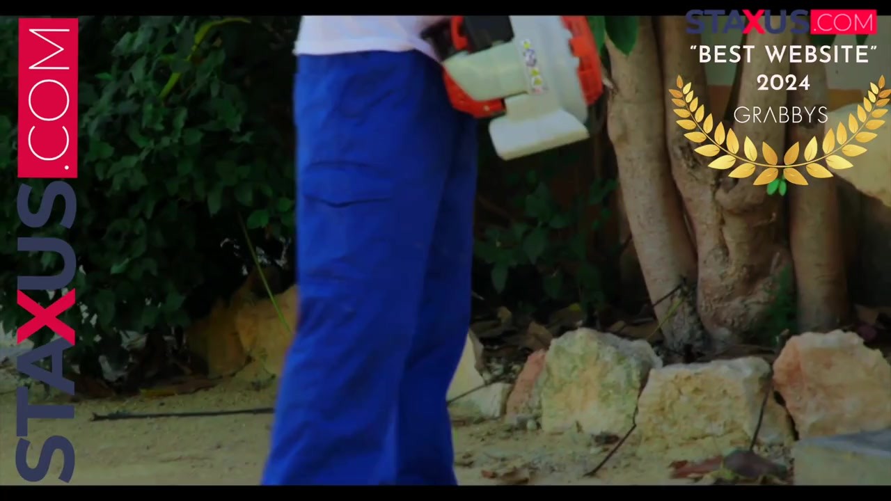 STAXUS :: I catch the gardener masturbating and offer him all my help. - RedTube