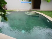 Son collègue lui prend le cul à Bali - Anal Vlog Sexy Française Alt - Avec Sous-titres Anglais 6/16