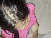 Mi Vecina Chupa Mi Polla Antes Que Su Marido cornudo Llegue del trabajo 16/16