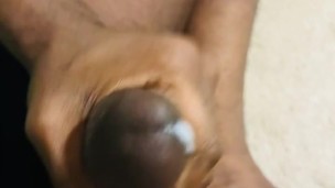 Alot of thick cum. 🫣