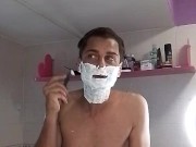 Barba e doccia mentre parlo dei nuovi aggiornamenti sulla produzione (Ita) Napoletano 2/16