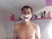 Barba e doccia mentre parlo dei nuovi aggiornamenti sulla produzione (Ita) Napoletano 5/16