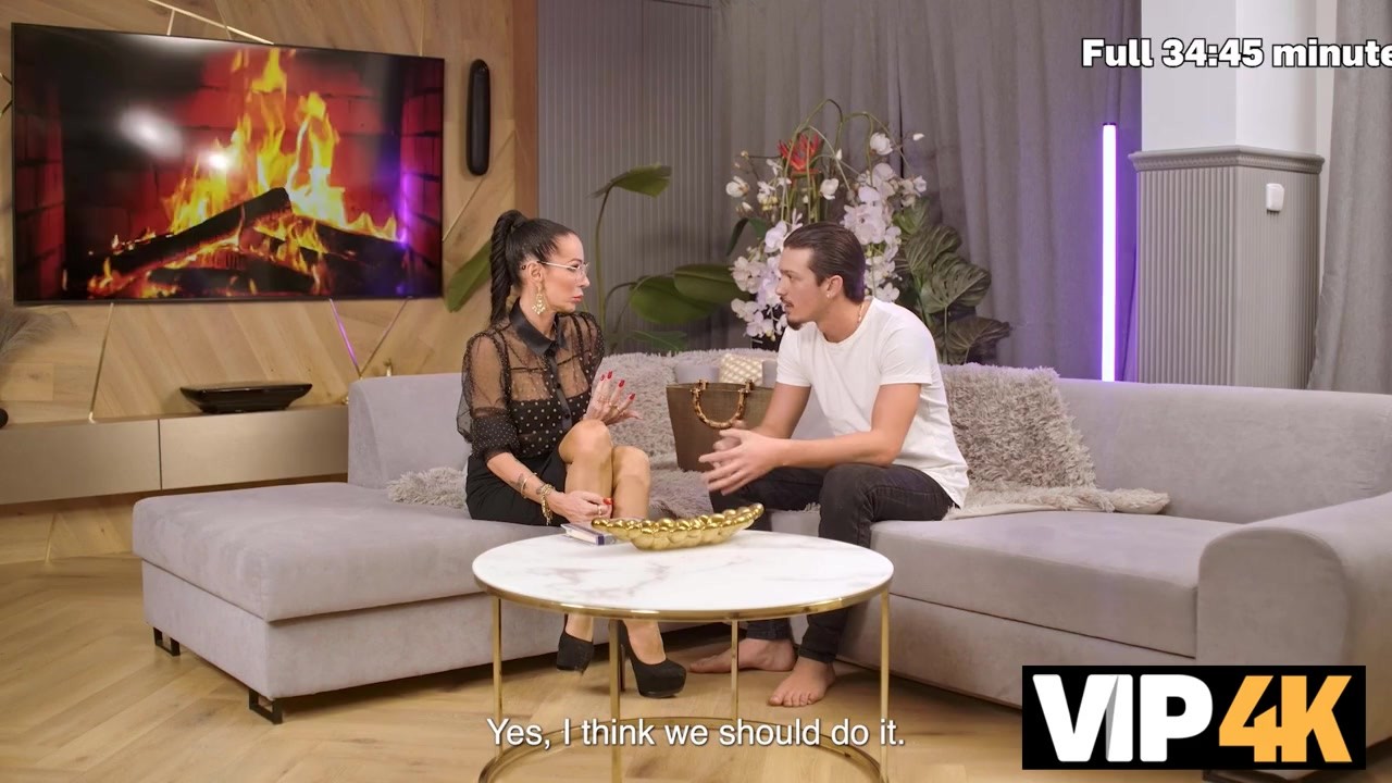 VIP4K. Rewrite History. Hot sex with Valentina Sierra - Free Sex Video - RedTube